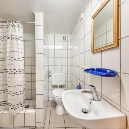 03 Hotel
